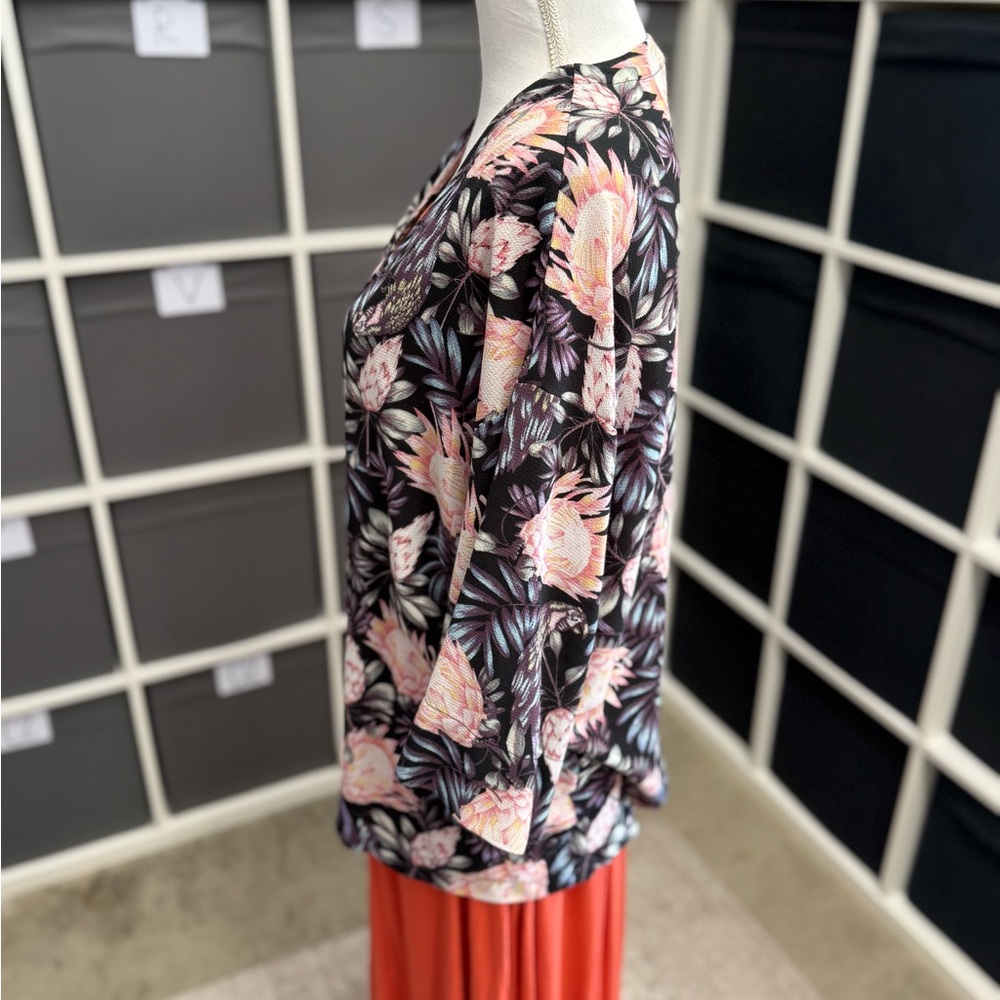 H&M Divided Tropical Floral Botanical Kimono Cardigan - Picture 3 of 10
